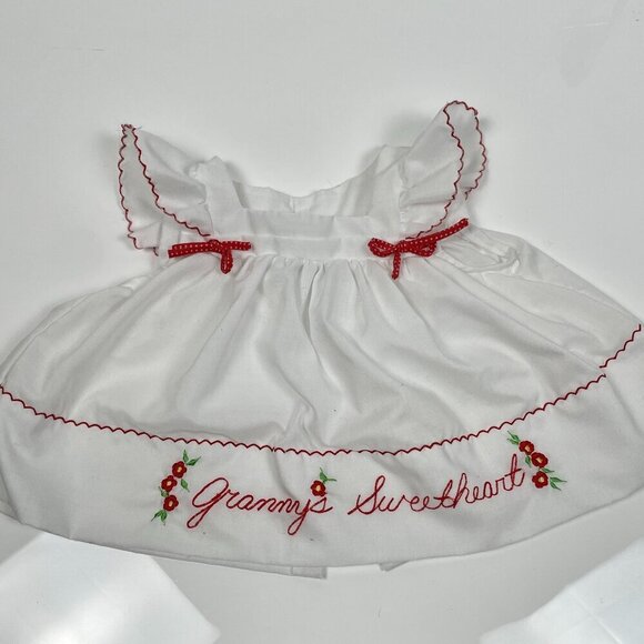 Vintage Infant Dress Size 3-6 months Granny's Sweetheart White Embroidered Dress - Picture 2 of 12